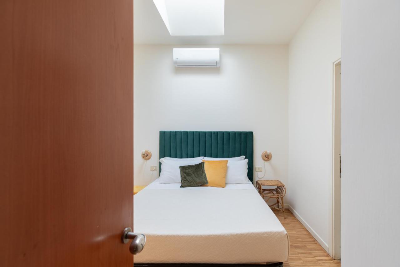 Iflat Charming Apartment In Trastevere Rome Exterior photo